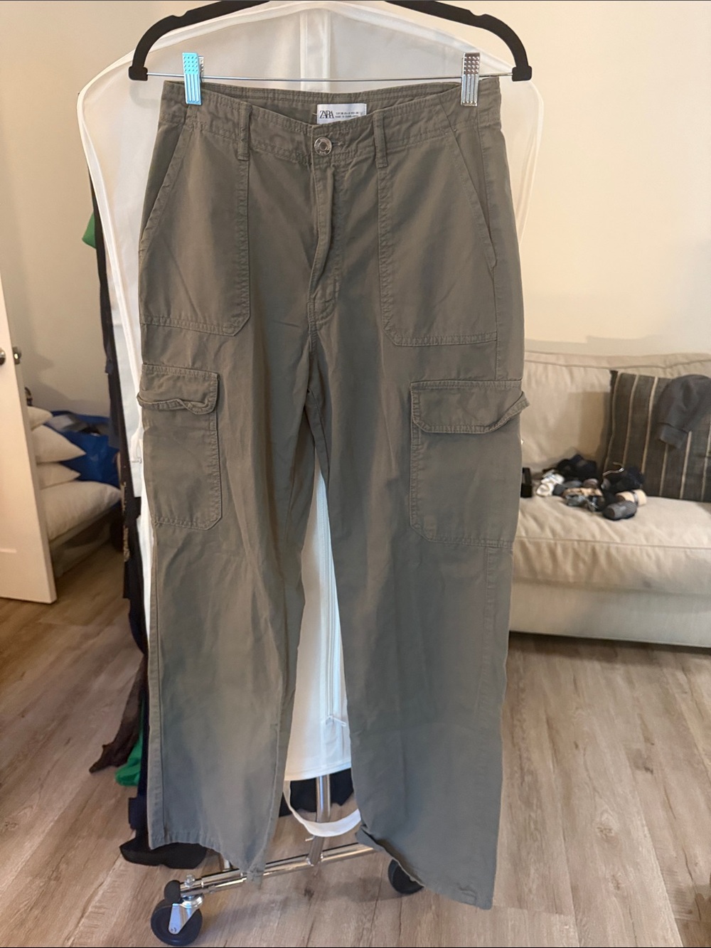 Zara Women's Olive Green Cargo Pants